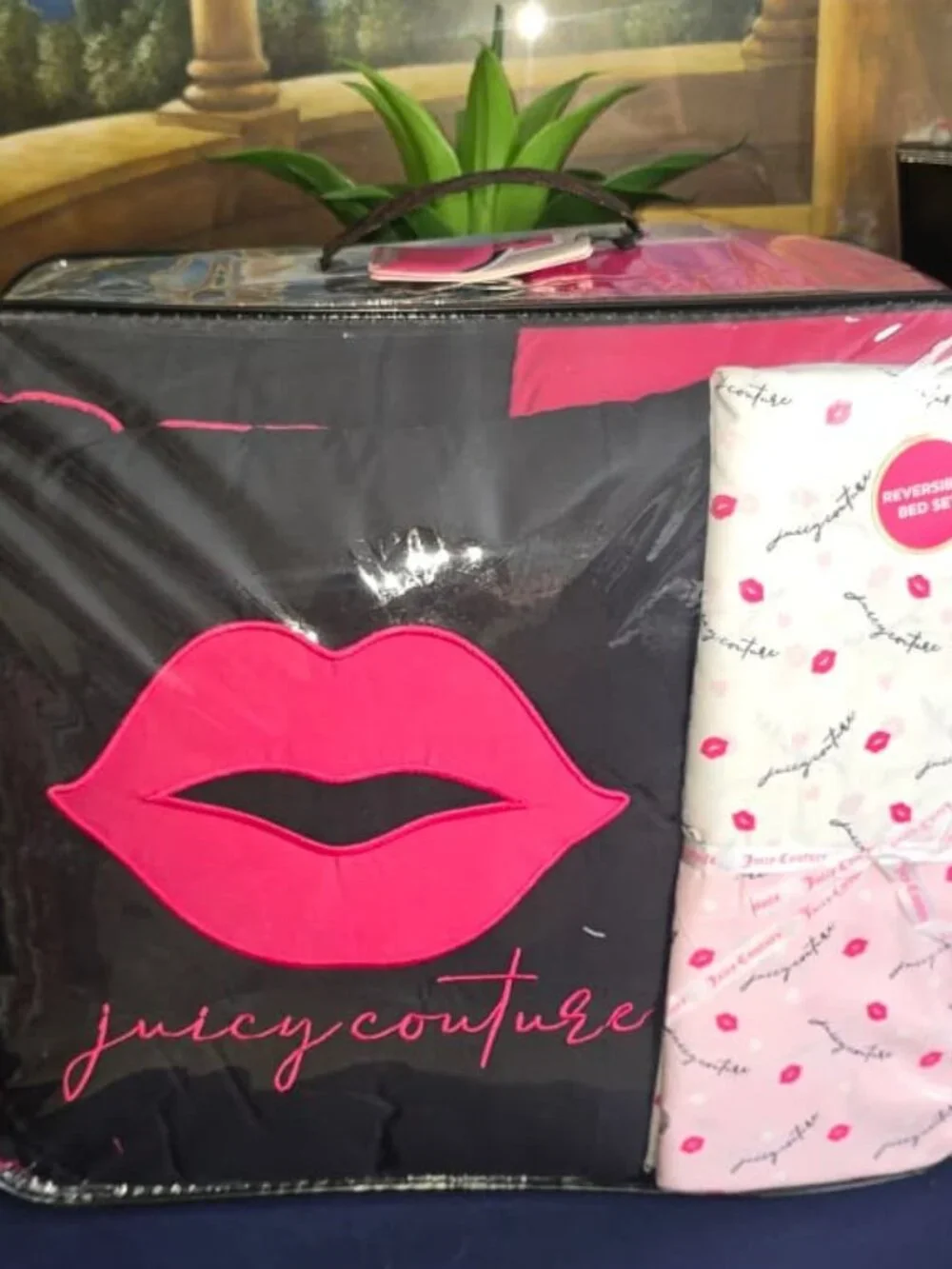 Juicy Couture Queen Bed Set 8 Pc Reversible Pink Black Comforter New 💕🛏️